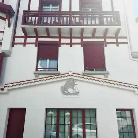 Kemaris Aparthotel Biarritz