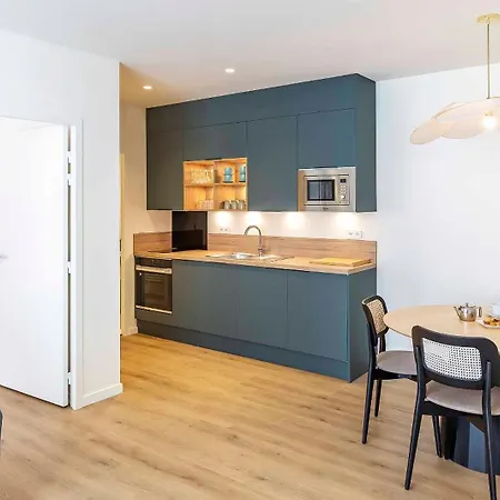 Lägenhetshotell Kemaris 3*