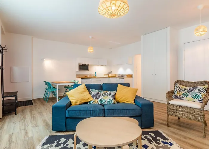 Kemaris 比亚里茨